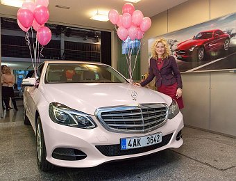 Předávání Mercedesu nezávislé NSD